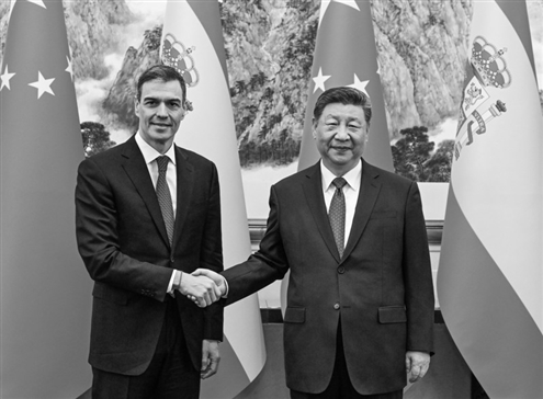 4月11日上午,国家主席习近平在北京钓鱼台国宾馆会见来华访问的西班牙首相桑切斯。新华社发